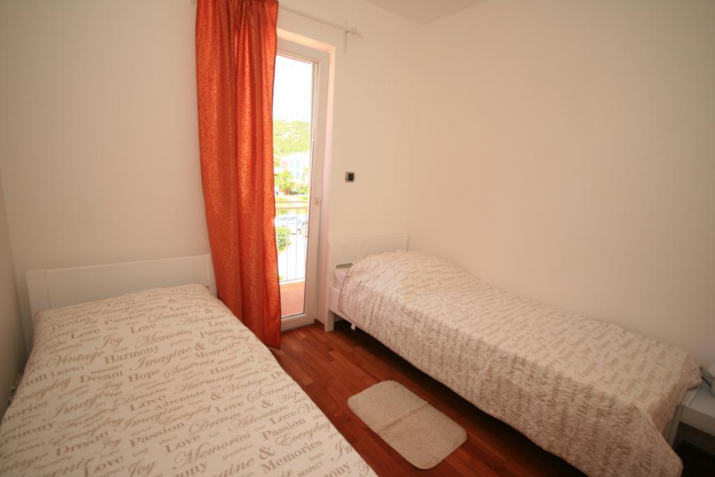 Apartment Lovorka 5 Baska  Bagian luar foto